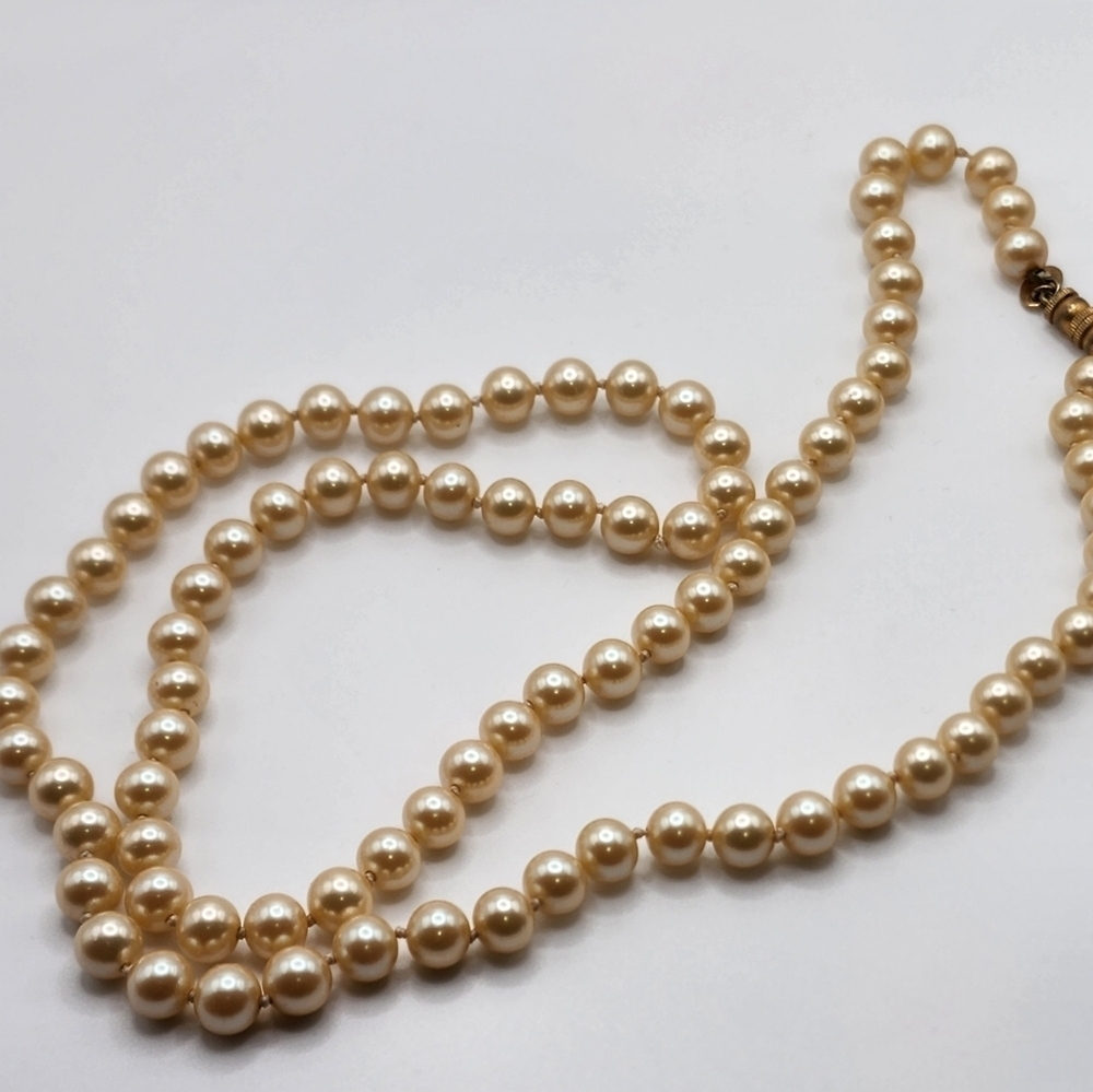 Vtg Les Bernard Pearl Necklace